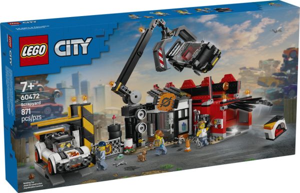 City Scrapyard with Cars Online now